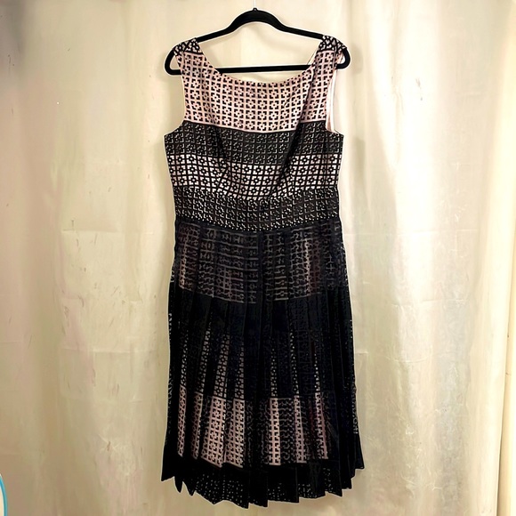 NWT Kate Spade Geo Tile Fit and Flare Dress - Picture 3 of 5